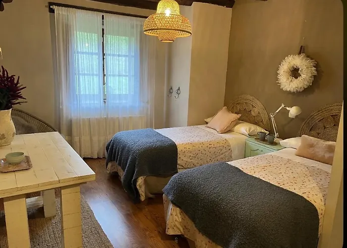 Caserio Sautu Goikoa *